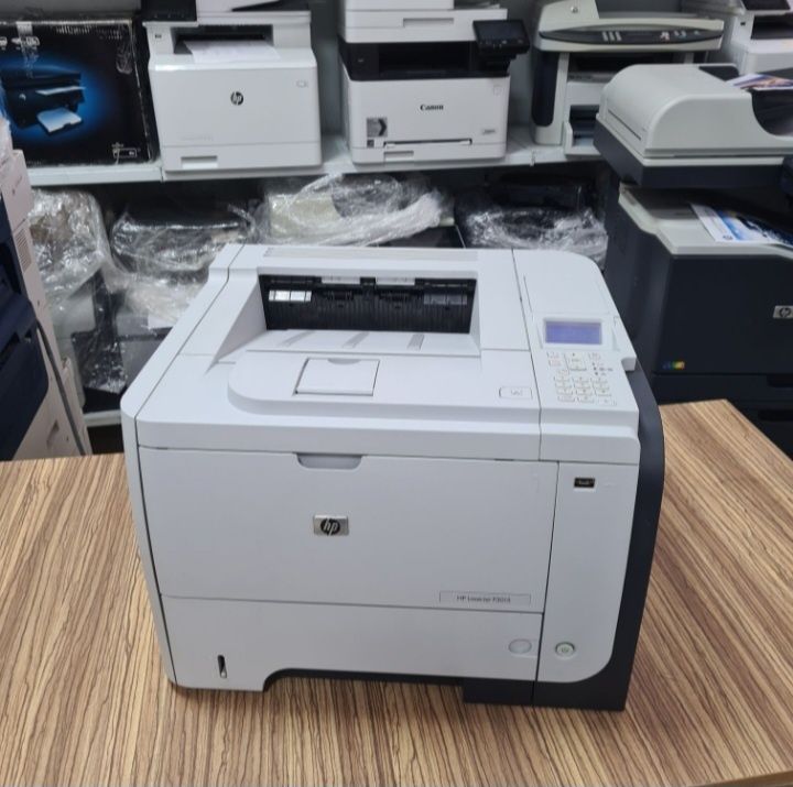 HP LaserJet P3015dn 10т стр.. Лазерные принтеры. От 200стр счётчики.