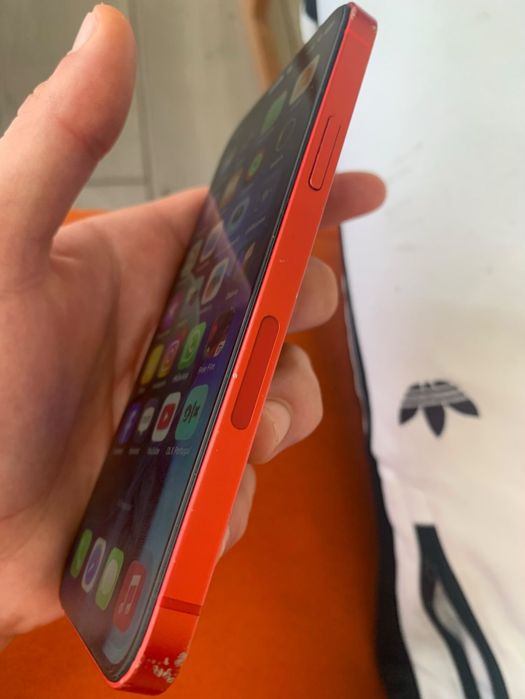 Iphone 12 Vermelho