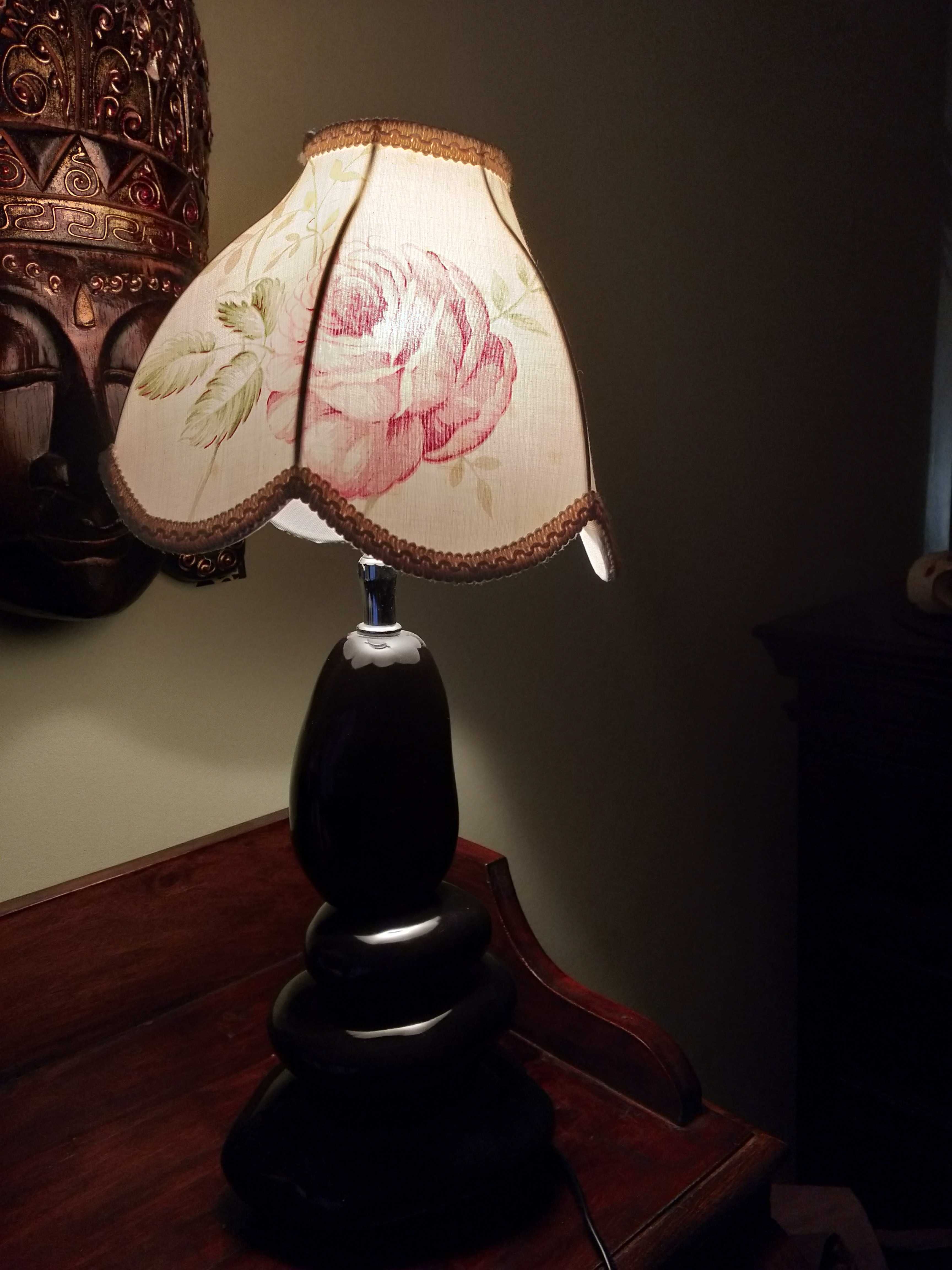 Lampka nocna ceramiczna w kształcie ułożonych kamieni - Używana