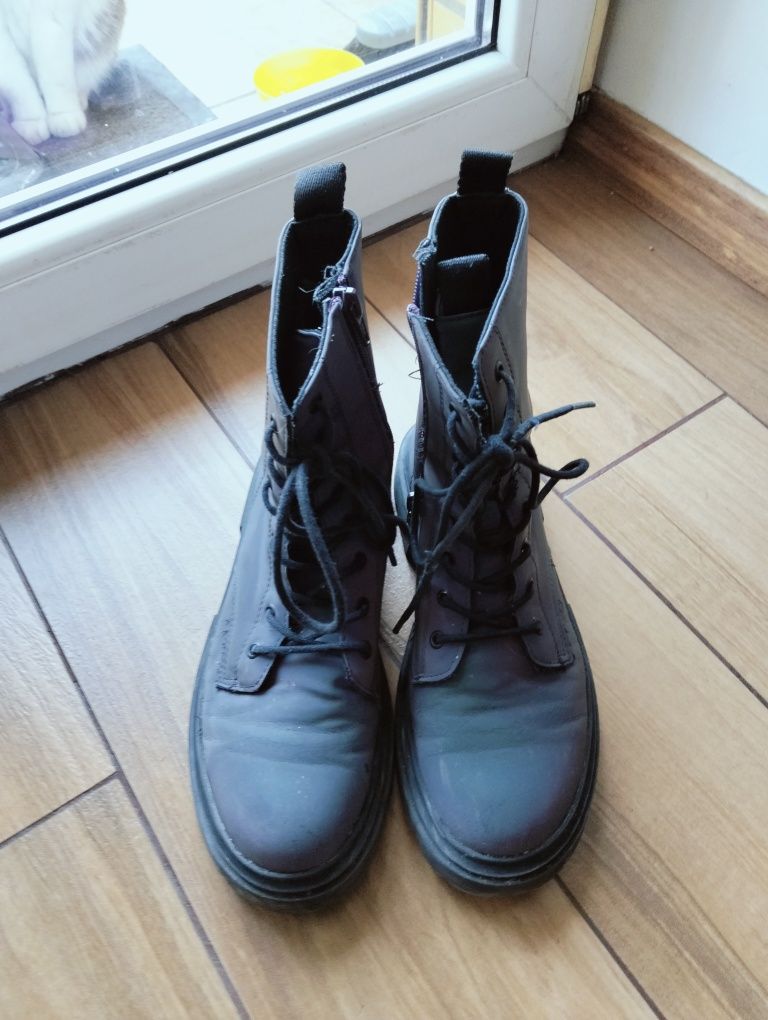 Buty glany holograficzne Zara 38