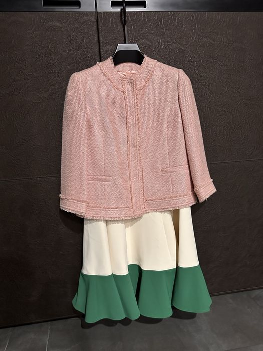 Платье Elisabetta Franchi и жакет Liu jo