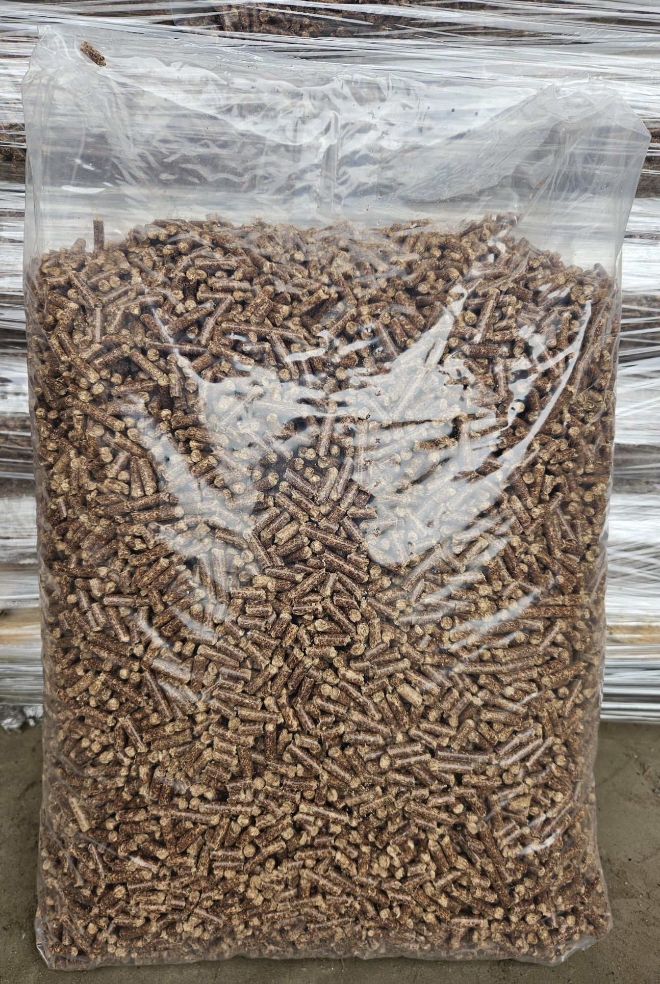 Pellet Sosnowo Dębowy kl. A1 workowany Bigbag pelet drzewny
