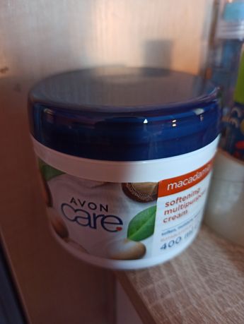 Avon - CARE - Odżywczy krem do twarzy, rąk i całego ciała 400 ml