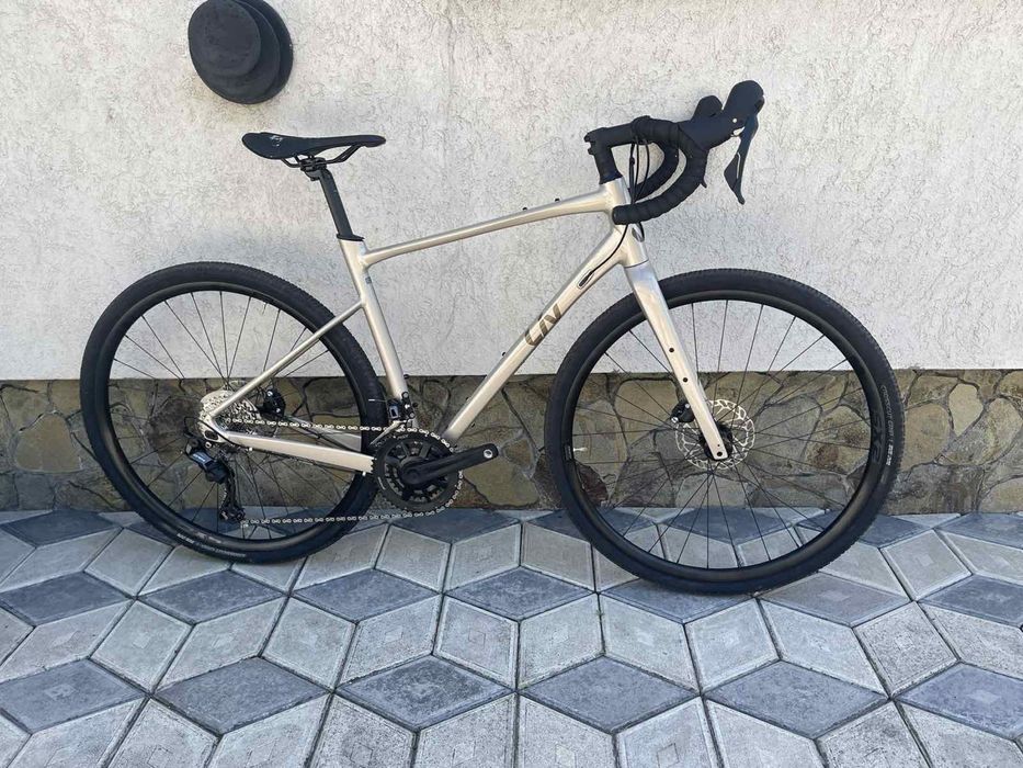 Liv Devote Advanced Giant GRX gravel дорожній міський велосипед