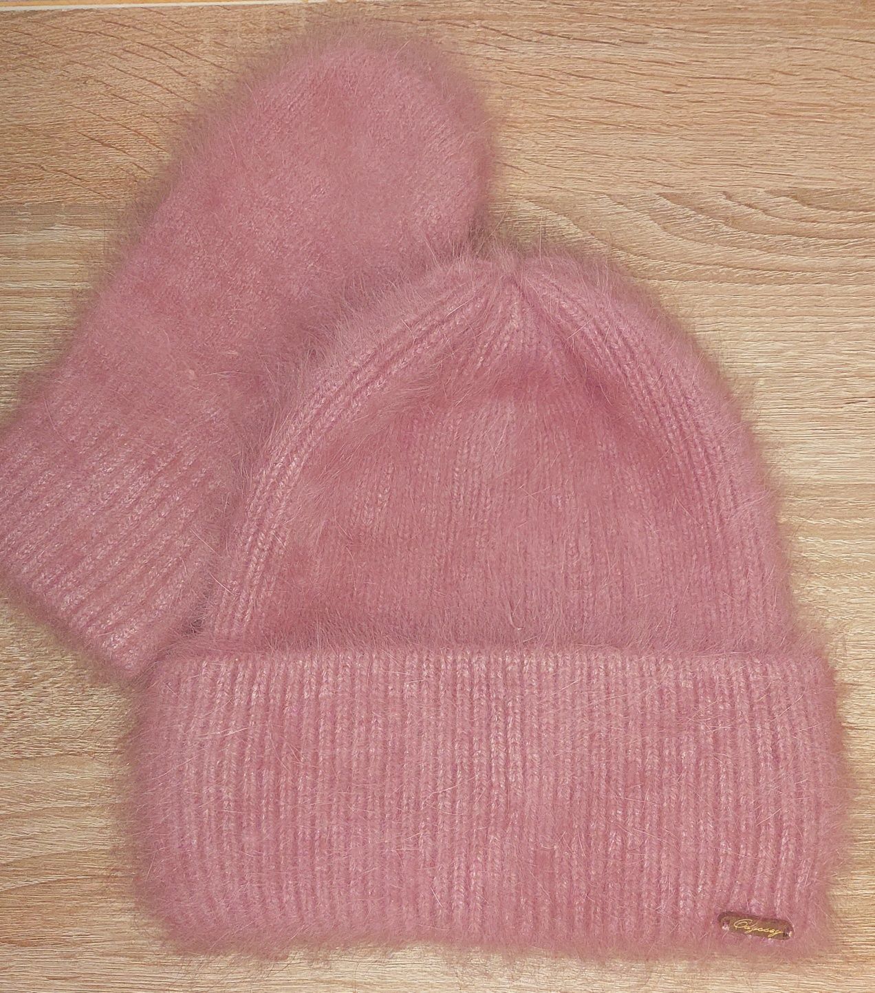 Комплект зимний шапка варежки