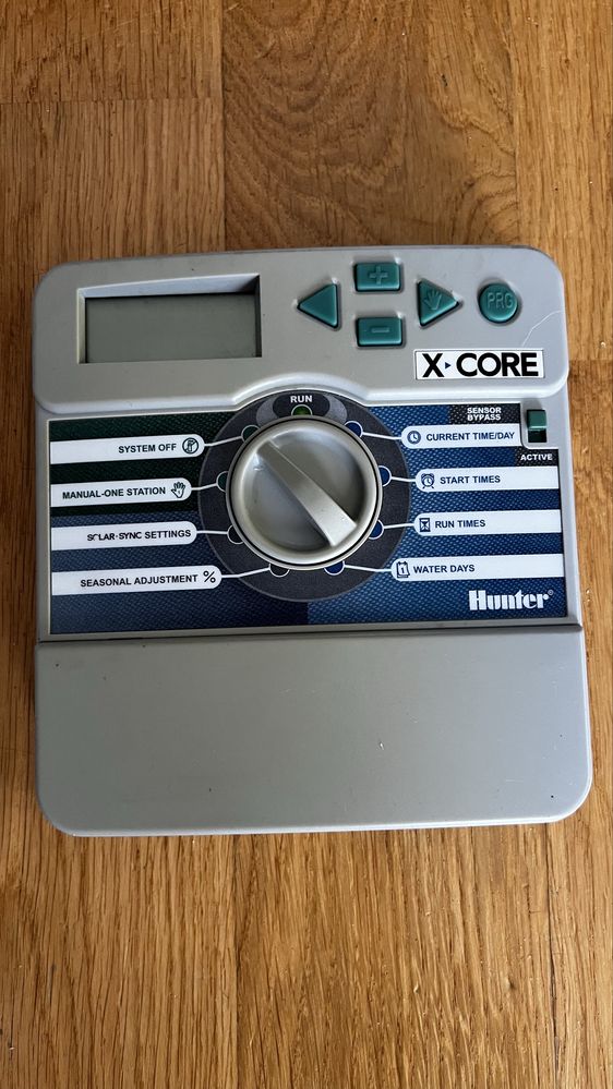 Sterownik nawadniania Hunter X-Core – 4 sekcje