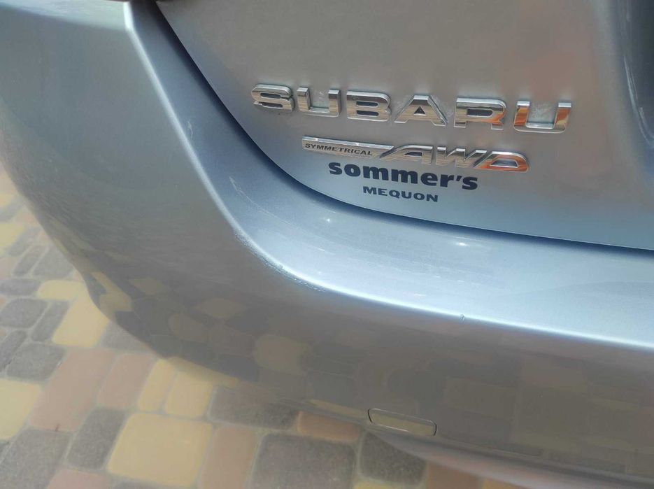 Subaru Legacy в ідеальному стані з малим пробігом