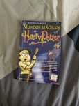 Livro "Os mundos mágicos de Harry Potter"