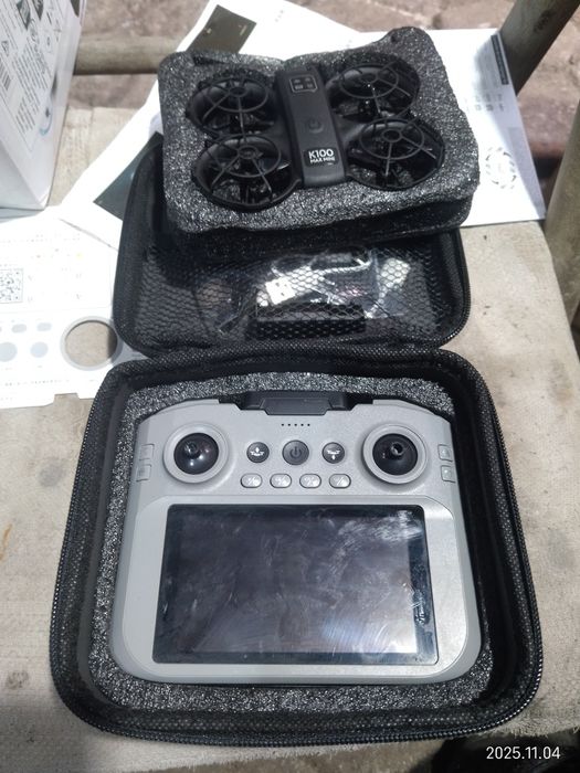 Квадрокоптер XKJ K100 MAX з камерою, пульт з екраном, складний, новий.