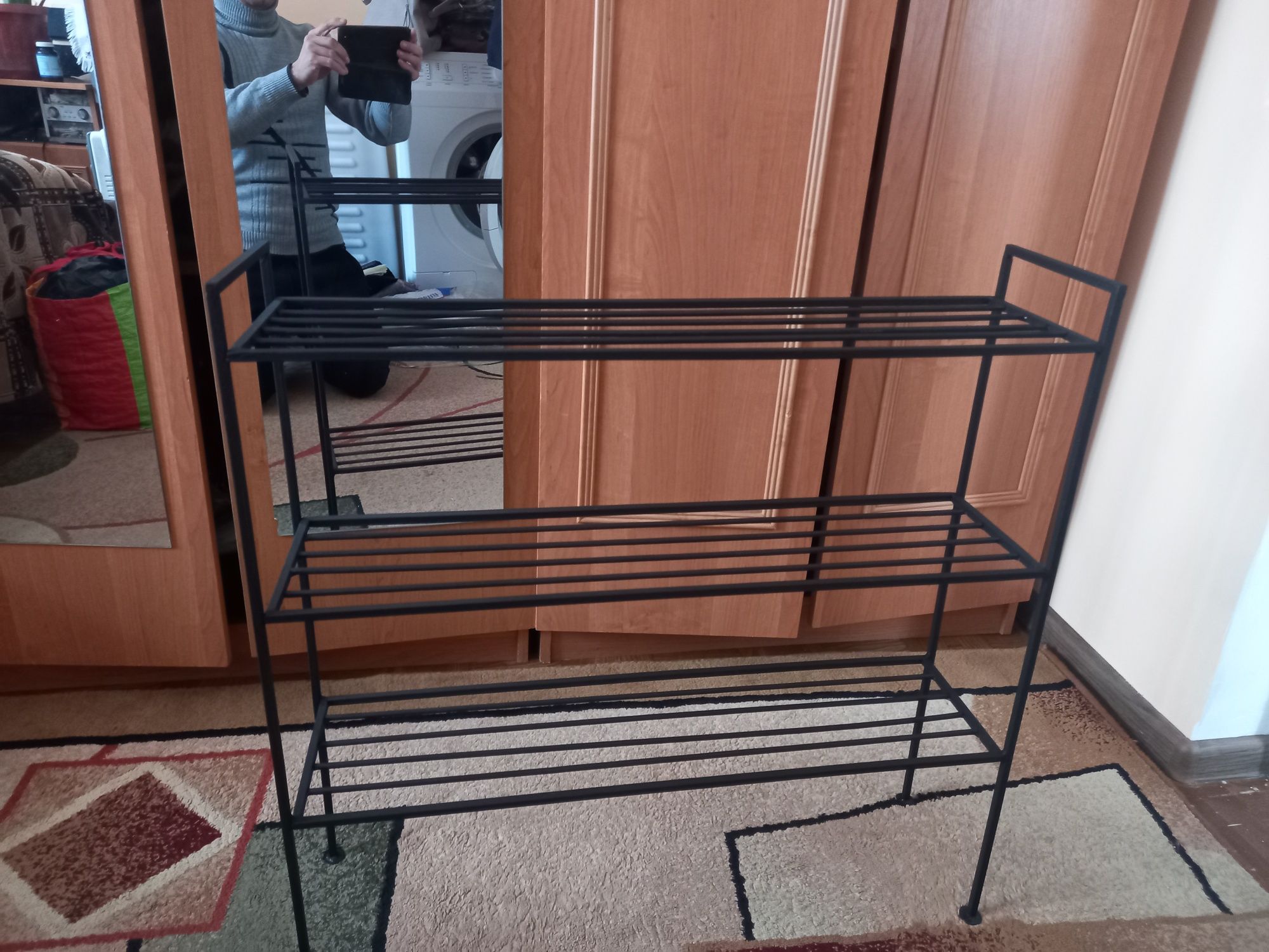 Підставка для квітів на підвіконня з металу