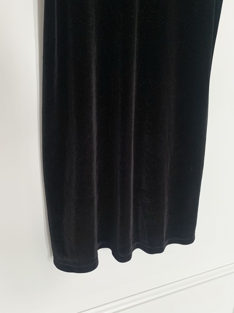 Brandy Melville sukienka welurowa czarna