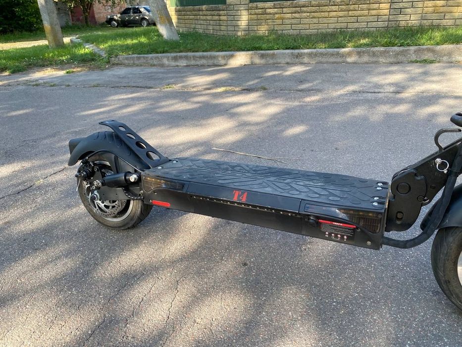 Продам Електросамокат Crosser T4 в Ідеальному стані