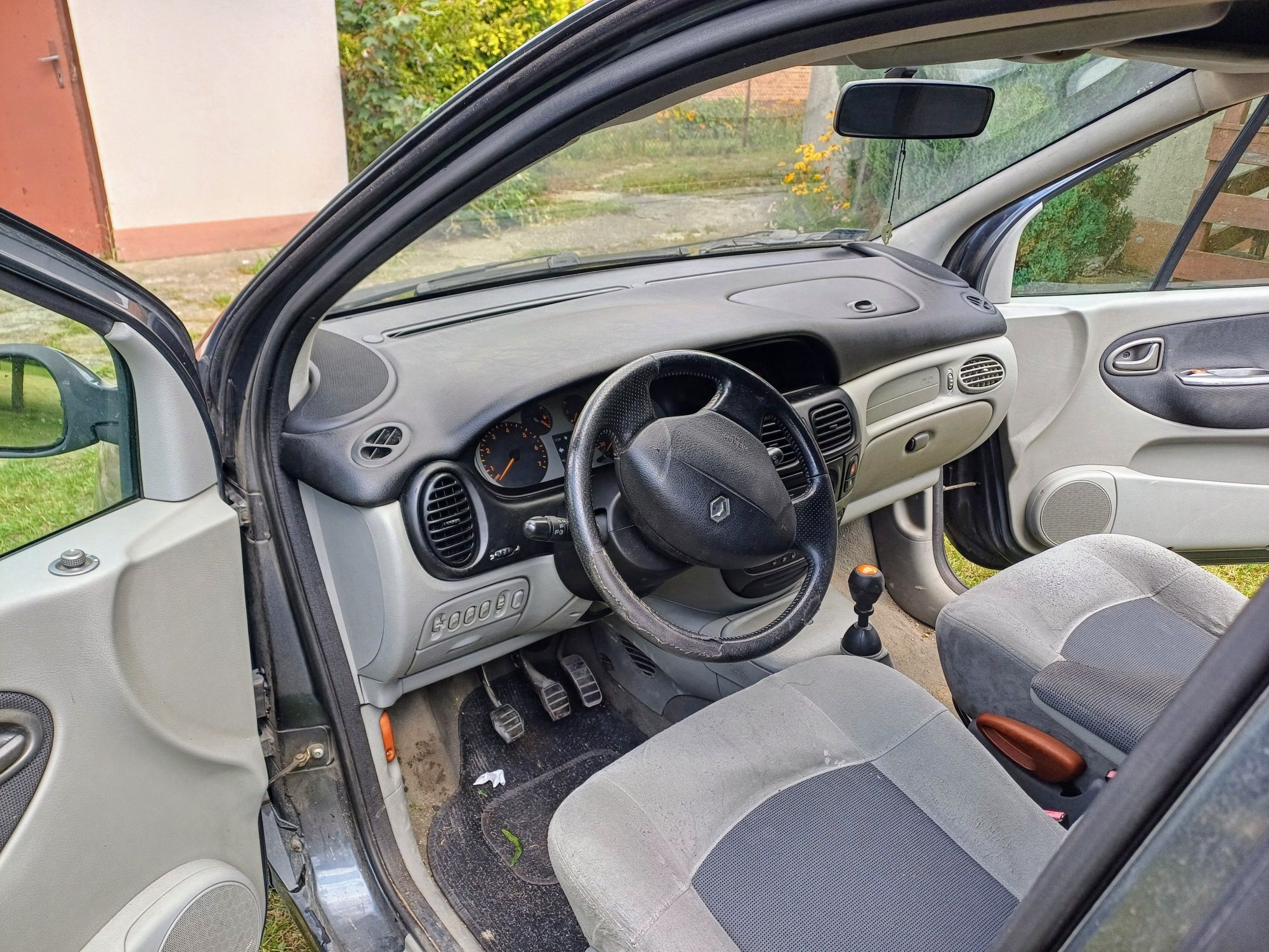 Renault Scenic 1.8