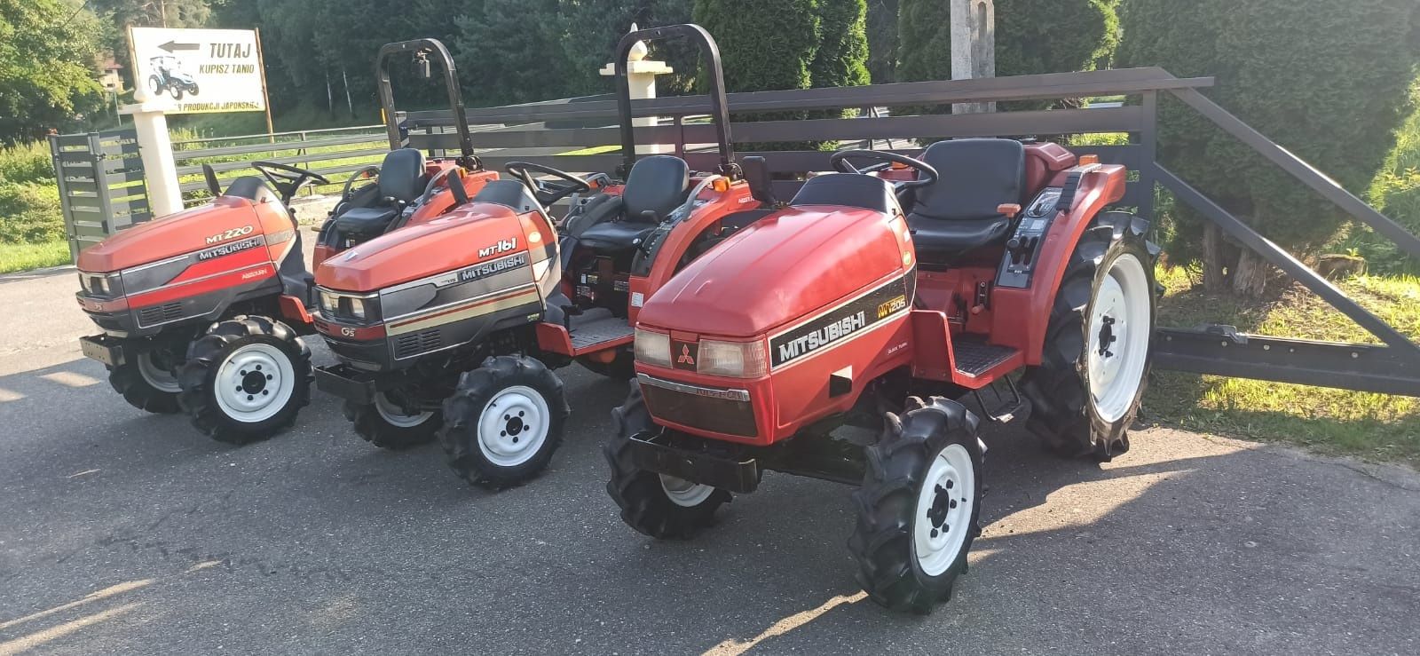Traktorek japoński Mitsubishi Mt 220