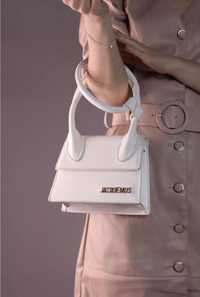 Жіноча сумка jacquemus; жакмюс білого кольору