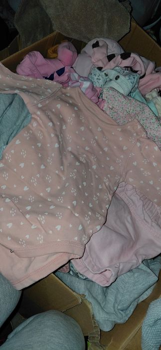 Paka ubranek dla dziewczynki