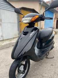 Yamaha jog sa 36 скутер з контейнера