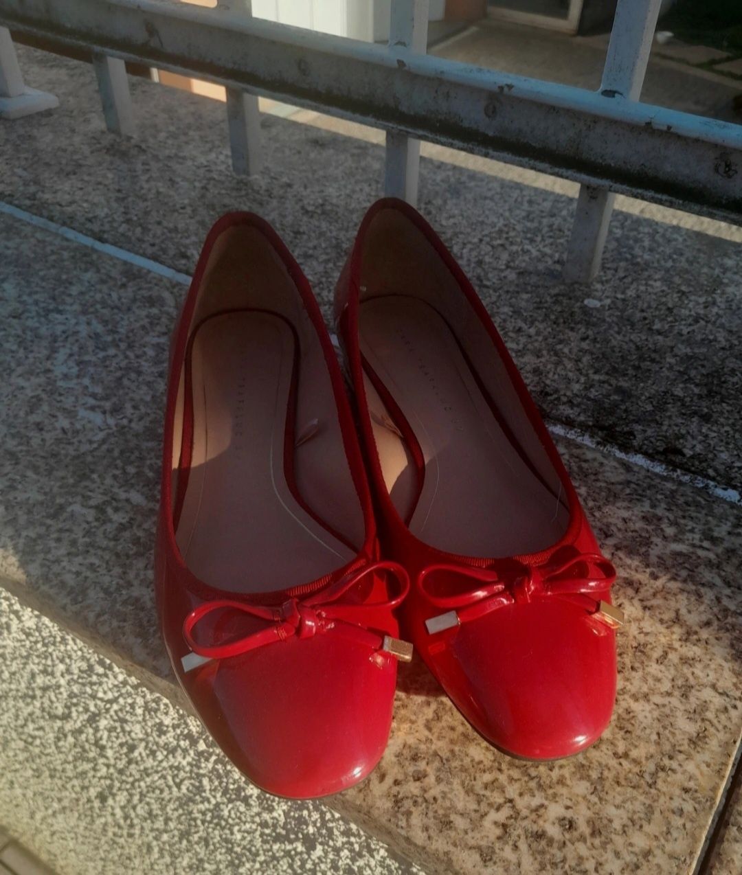 Sabrina Zara Tam 37