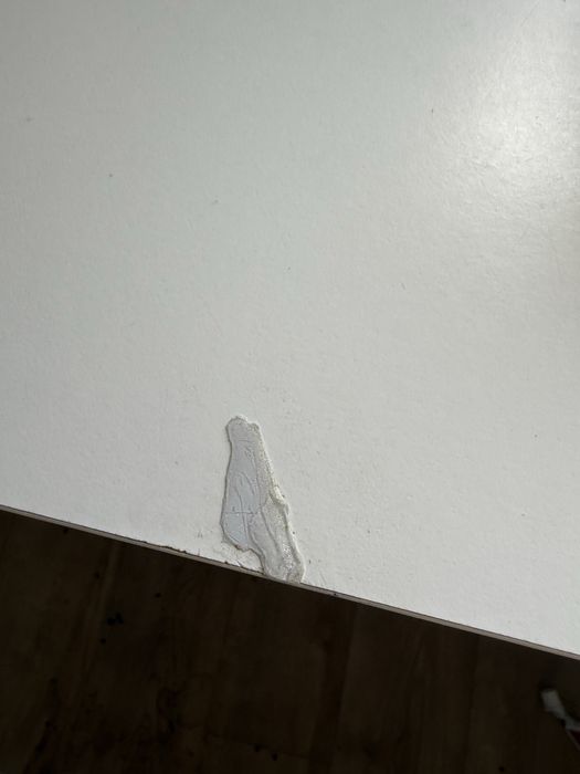 biurko od stolarza za jedzenie dla królikow