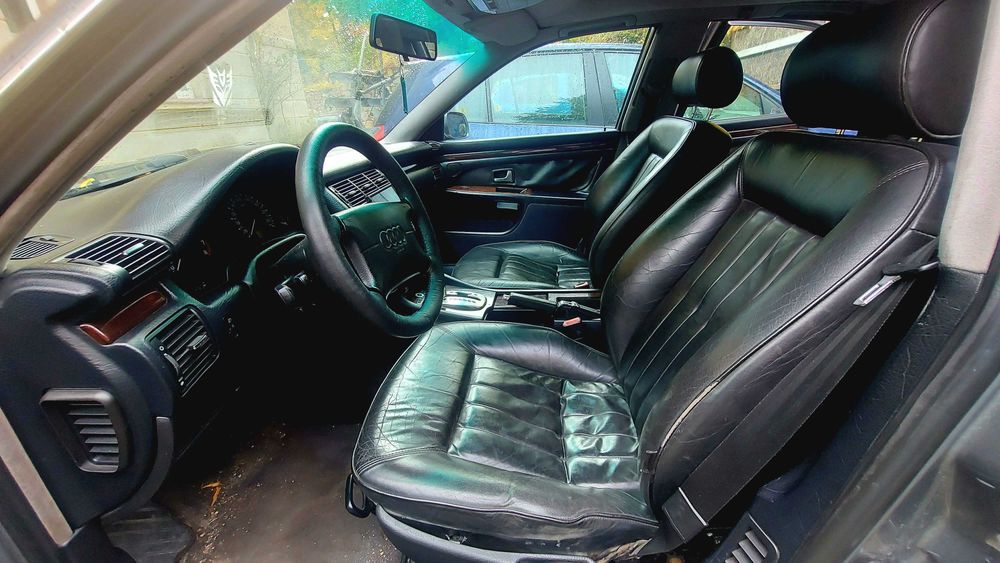 Audi A8 quattro automat
