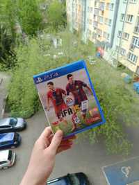 Gra FIFA15 na PS4