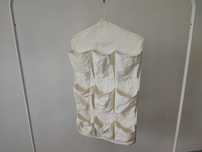Organizer z metalowym wieszakiem [h&m home]