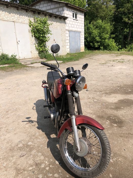 Ява 350 638 на повному ходу