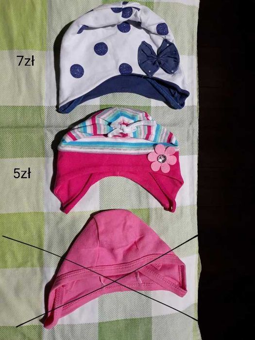Zestaw ubranek rampers, sukienka z body r. 68-74, czapka
