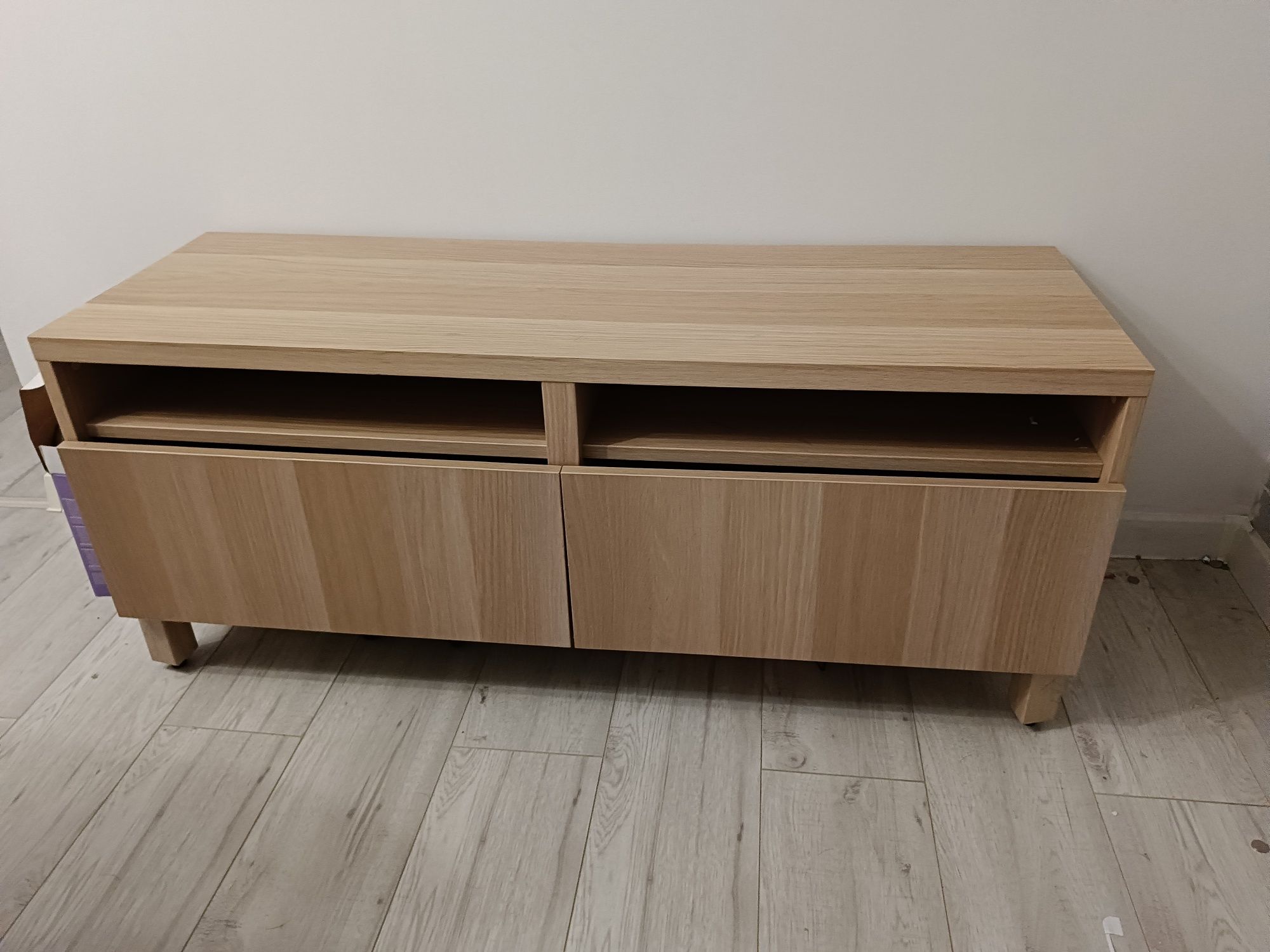 Komoda w kolorze dąb IKEA
