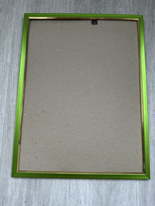 Безкоштовно рамка без скла