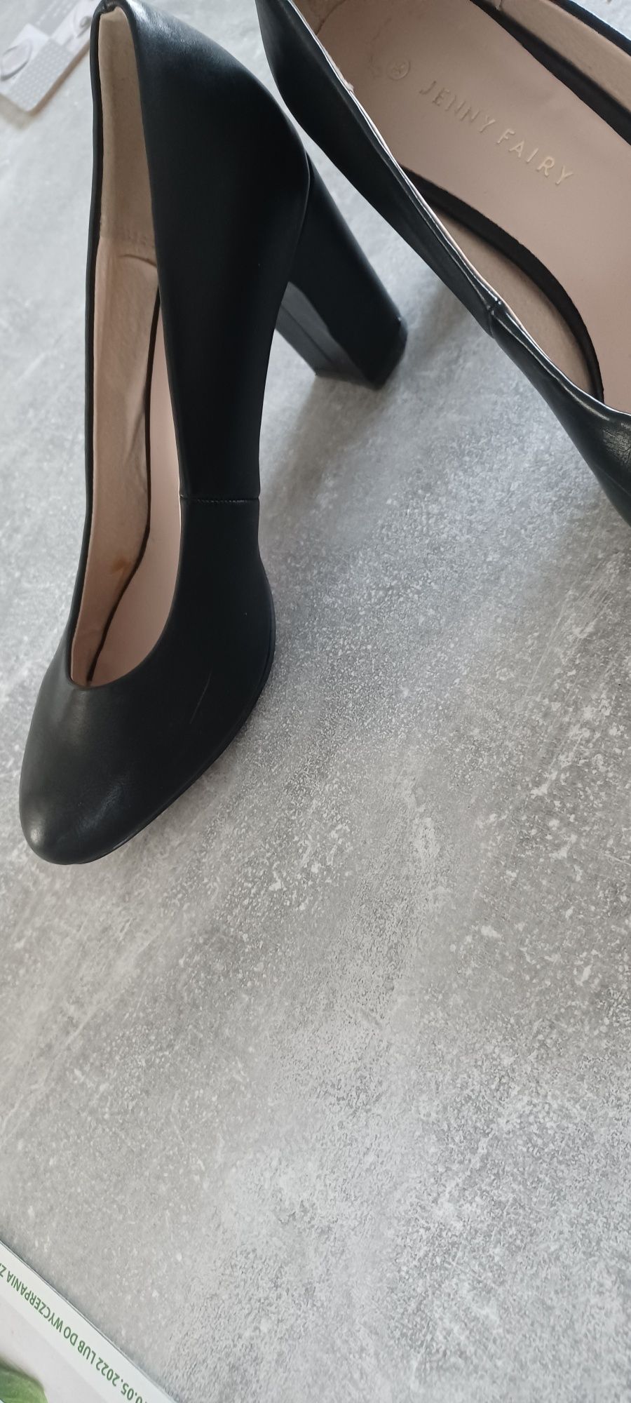 Buty szpilki obcas czarne 39 jak nowe