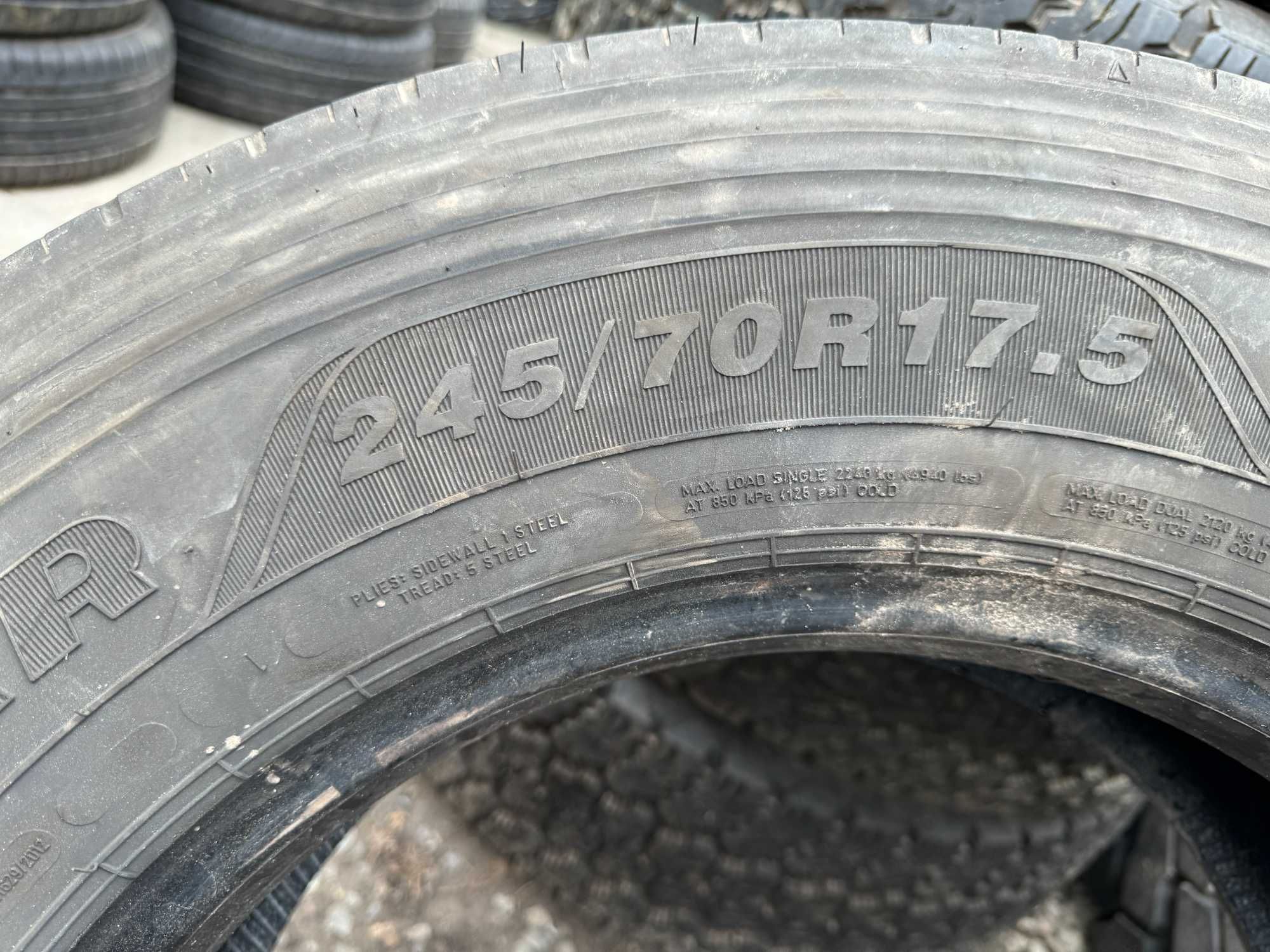 Вантажна шина GOODYEAR 245/70 R17,5 KMAX S, грузова резина