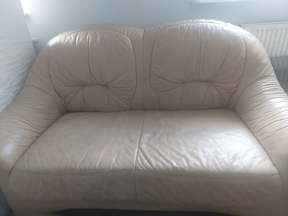 Fotel, sofa inne