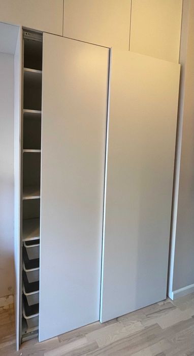 NIŻSZA CENA !!! Szafa Ikea biała z drzwiami przesuwnymi