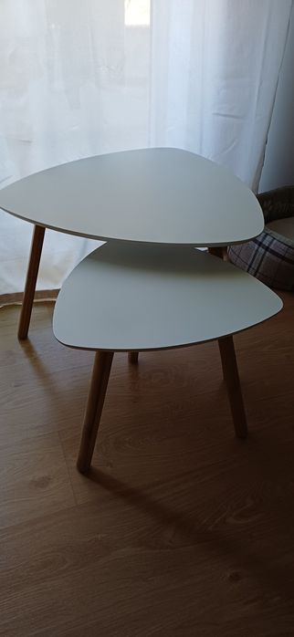 Conjunto de 2 mesas de apoio