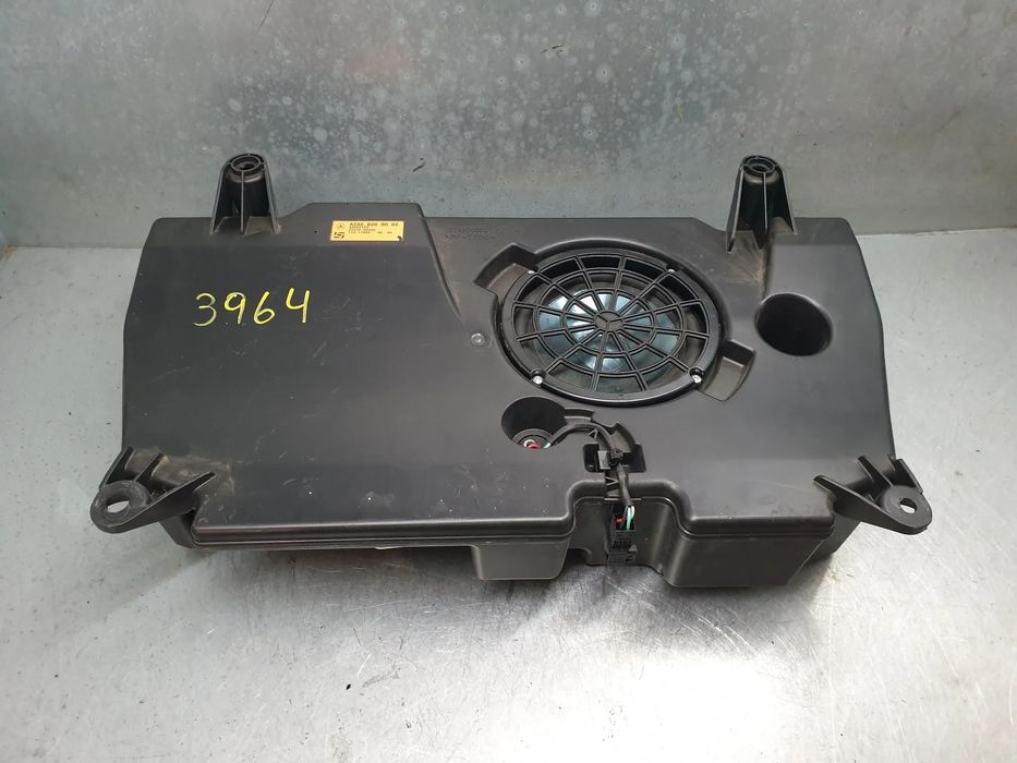 Coluna de som MERCEDES-BENZ Classe C (W205)