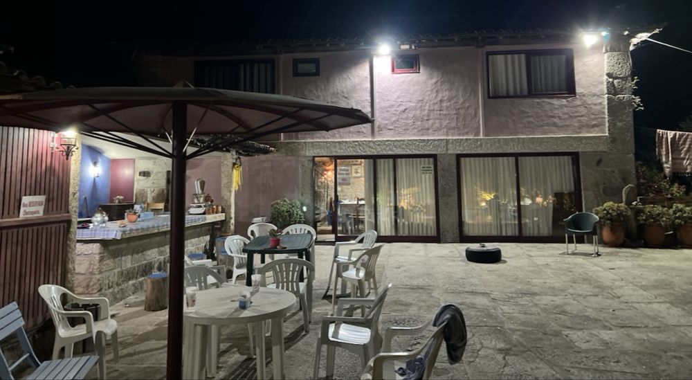 Casa rustica em ambiente natural