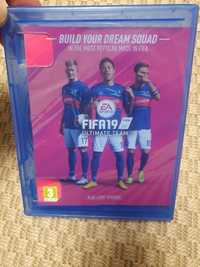 Ps4 гра FIFA 19          .