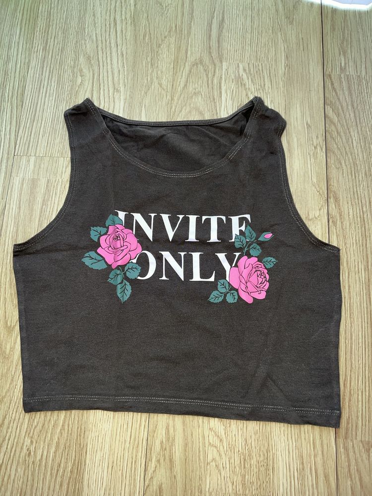 Top verde “ invite only “