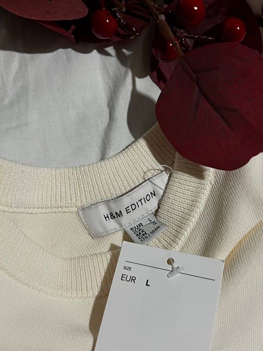 Базова майка бренду H&M.