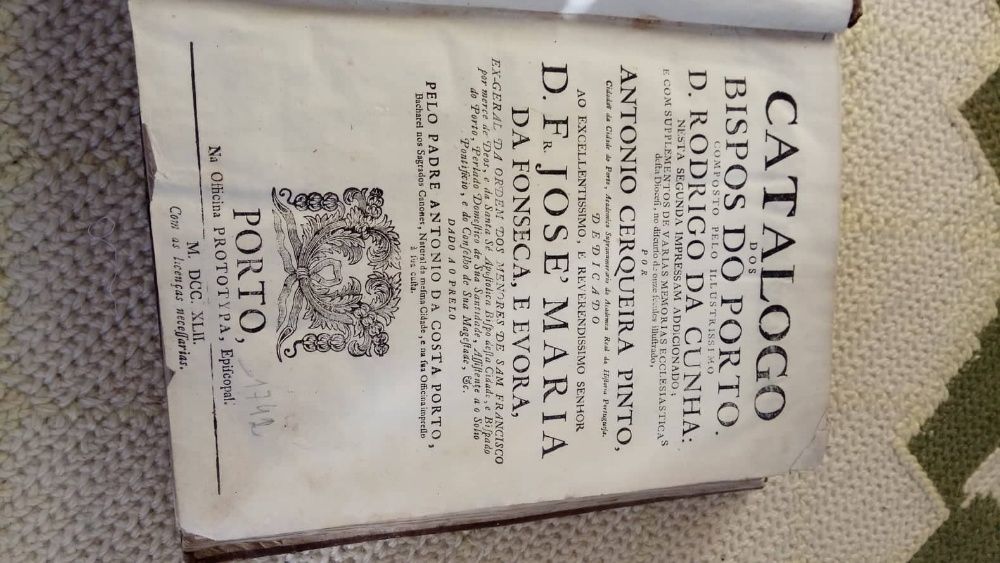 Livro com 278 anos (1742) - Origem e Fundação do Porto