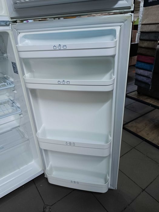 Двокамерний холодильник LG GR-U292SC
