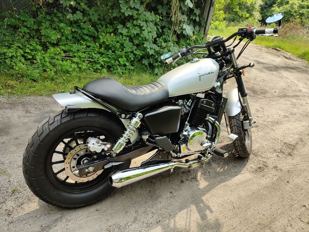 JUNAK m11 cafe 2017 rok