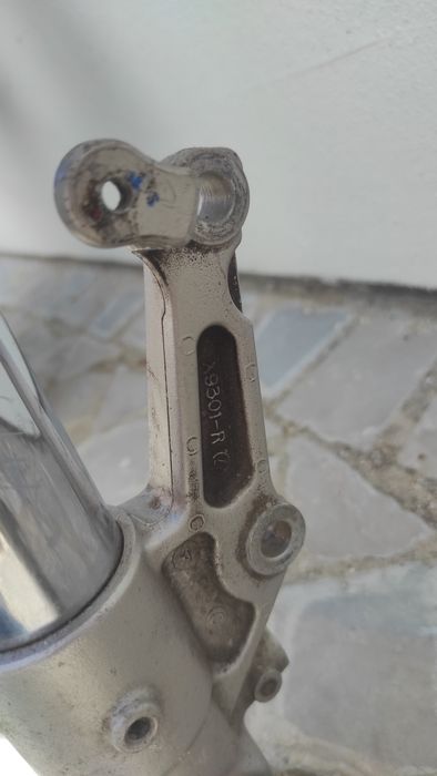 Suzuki TL 1000 suspensão jante discos travões