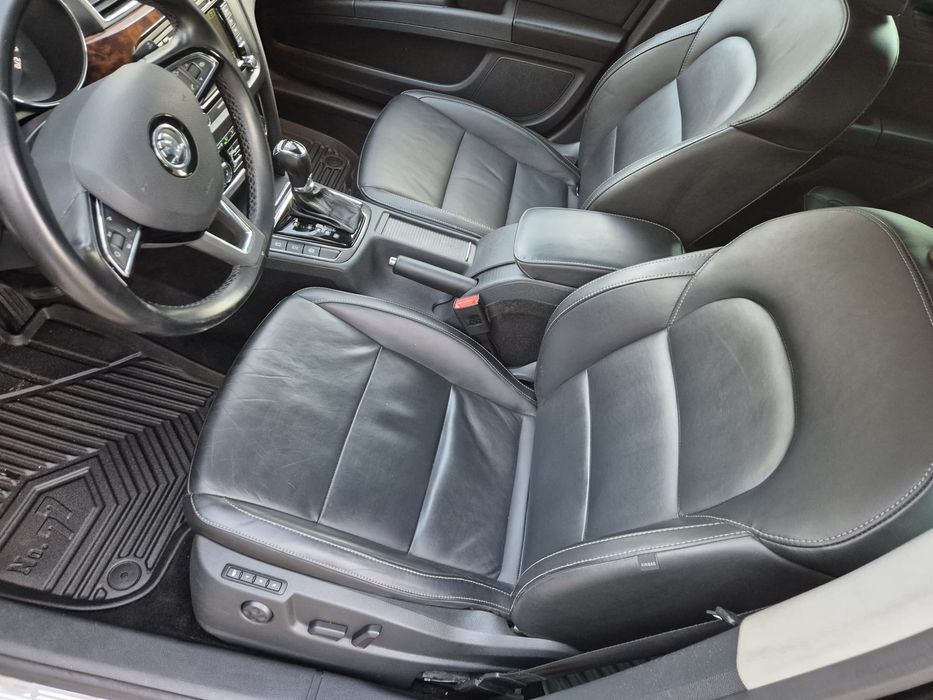 Skoda Superb Combi 2.0 TDI DSG Exclusive