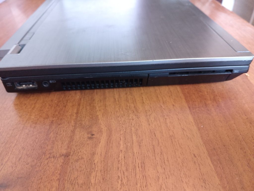 Продаю ноутбук Dell