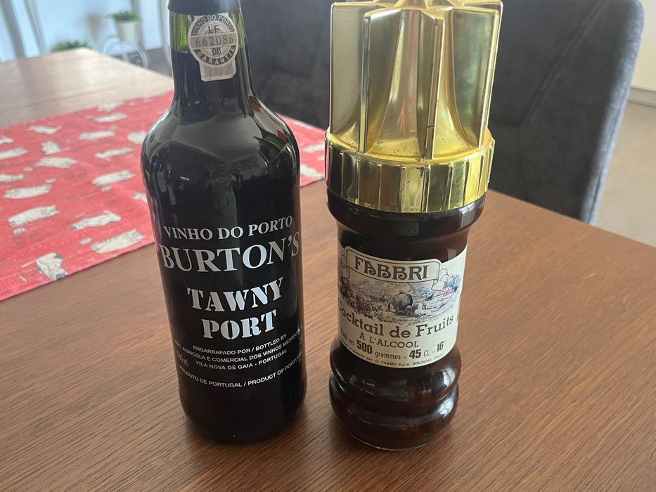 Vendo garrafas antigas