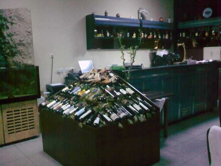 Expositor de vinhos