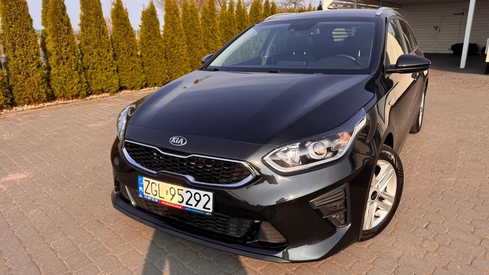 Kia Ceed 1.0/100PS Km: 63.300 , Kamera, Serwis,