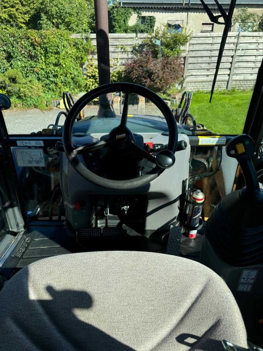 Koparko-Ładowarka 695 ST